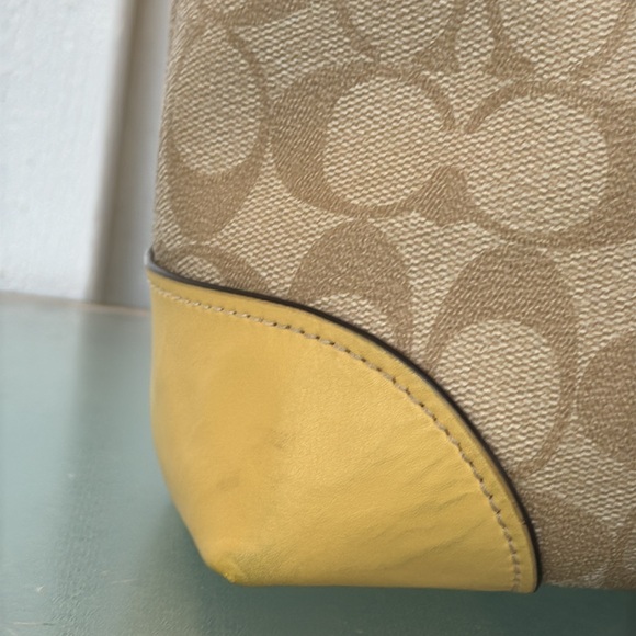 Coach Bag Signature Zip Top Tote Bag - Picture 15 of 17